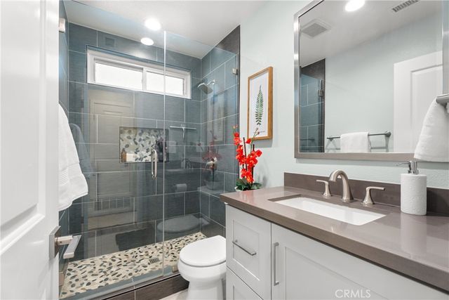 9662 Woodlawn Drive, Huntington Beach, CA 92646