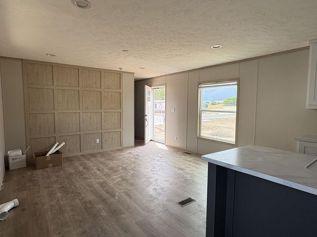1188 Los Tulipanes Drive SE, Los Lunas, NM 87031