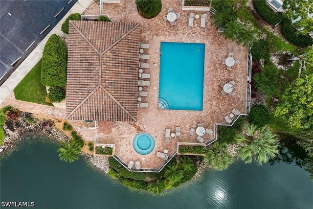6030 Chardonnay LN 203, Naples, FL 34119