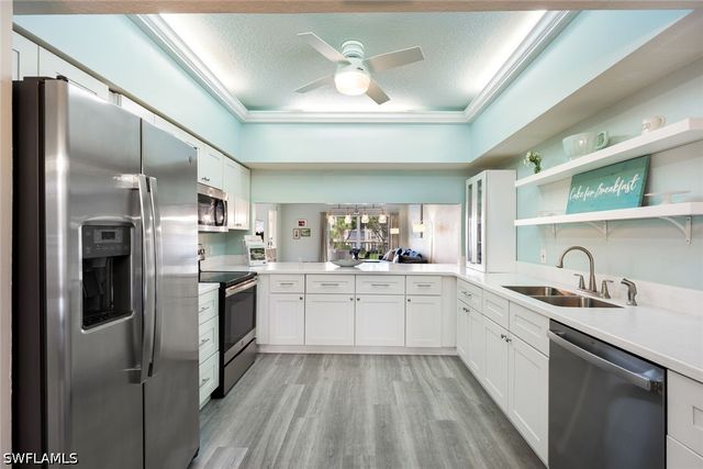 6030 Chardonnay LN 203, Naples, FL 34119