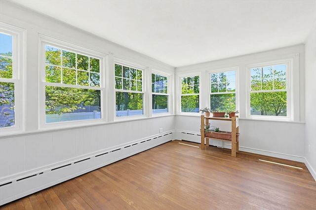 103 Lane Dr, Norwood, MA 02062