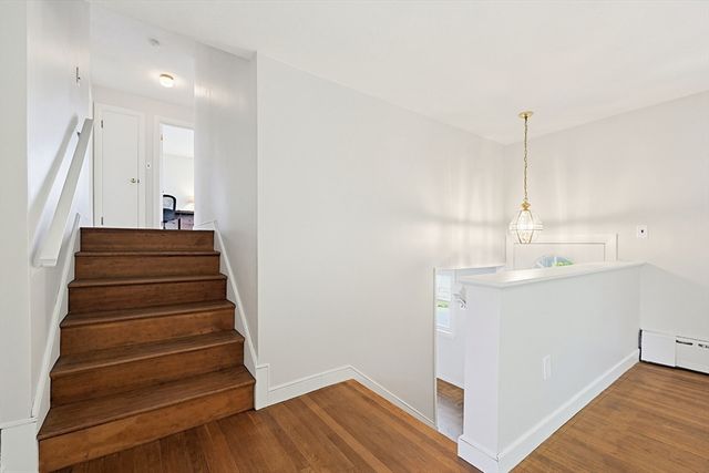 103 Lane Dr, Norwood, MA 02062