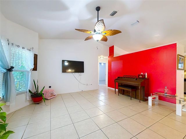 76 TEAK LOOP, Ocala, FL 34472