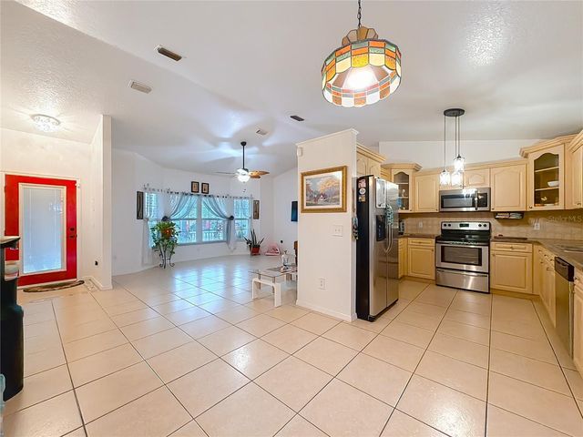 76 TEAK LOOP, Ocala, FL 34472