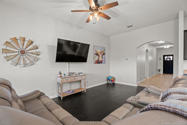 7839 Creekshore Cove, San Antonio, TX 89254