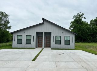 2113 Henry Street B, Greenville, TX 75401