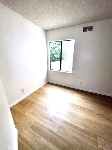 700 W 3rd B107, Santa Ana, CA 92701