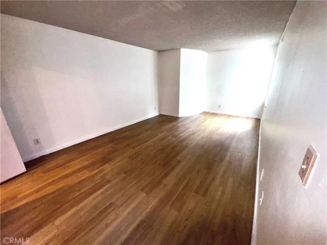 700 W 3rd B107, Santa Ana, CA 92701