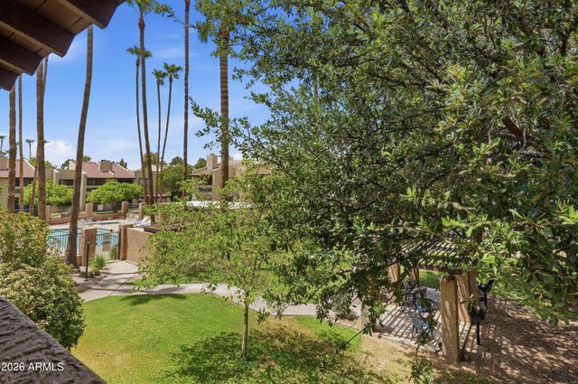 8651 E ROYAL PALM Road 231, Scottsdale, AZ 85258