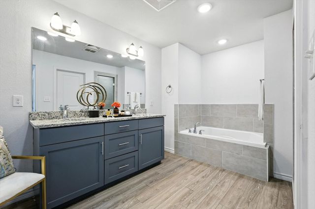 8712 Tudor Place, Dallas, TX 75228