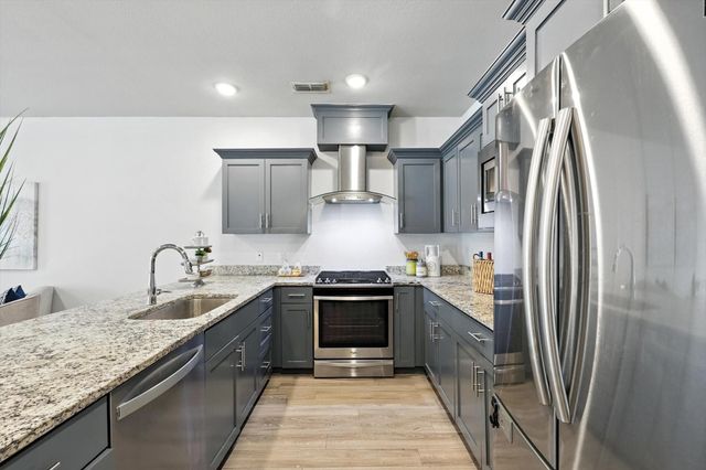 8712 Tudor Place, Dallas, TX 75228