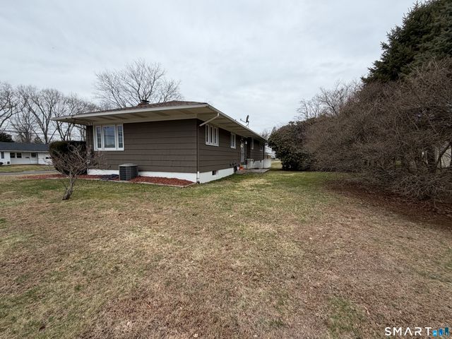 233 Conrad Street, Naugatuck, CT 06770