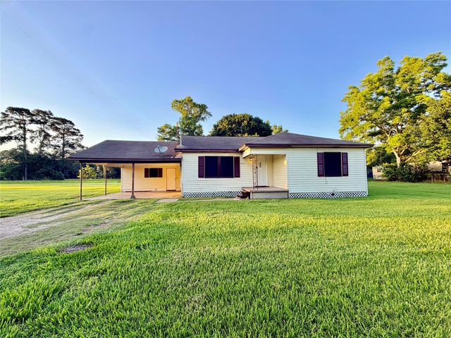 3723 Beaumont Avenue, Liberty, TX 77575
