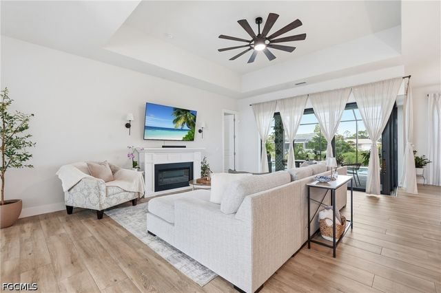 1826 SW 17th AVE, Cape Coral, FL 33991