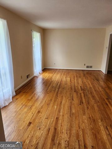 2325 Wexford Drive, College Park, GA 30349