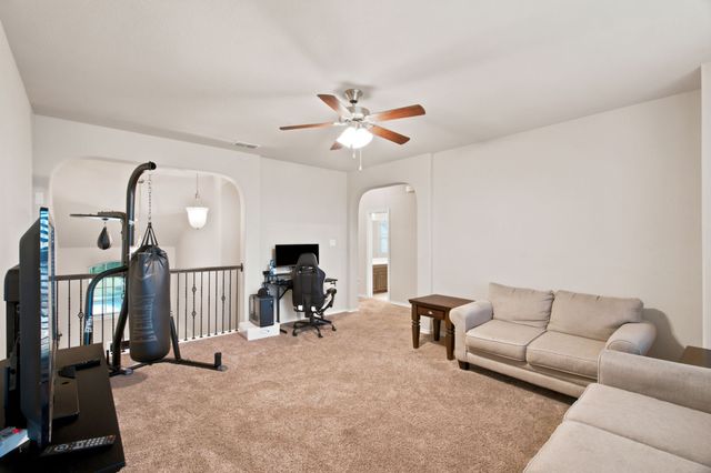 10816 Abbeyglen Court, Fort Worth, TX 76052
