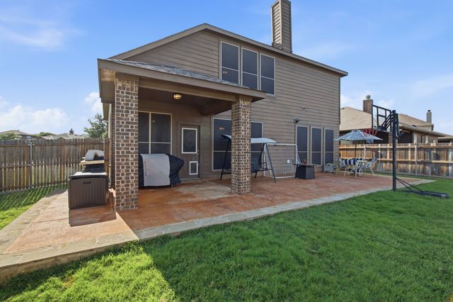 10816 Abbeyglen Court, Fort Worth, TX 76052