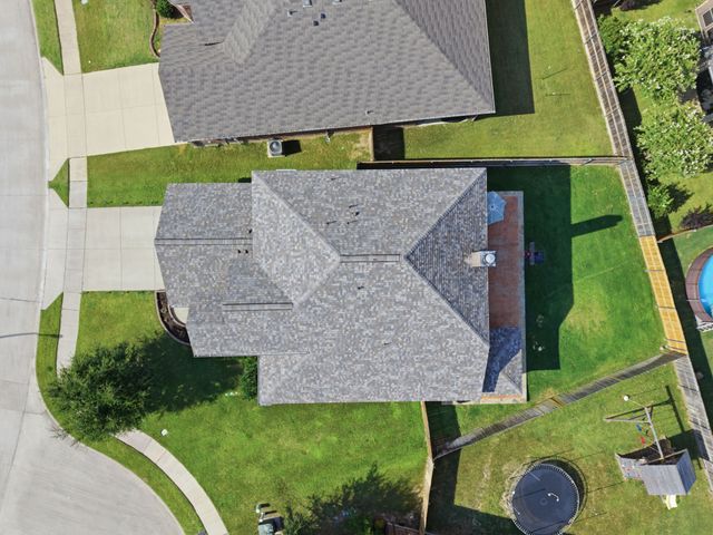 10816 Abbeyglen Court, Fort Worth, TX 76052