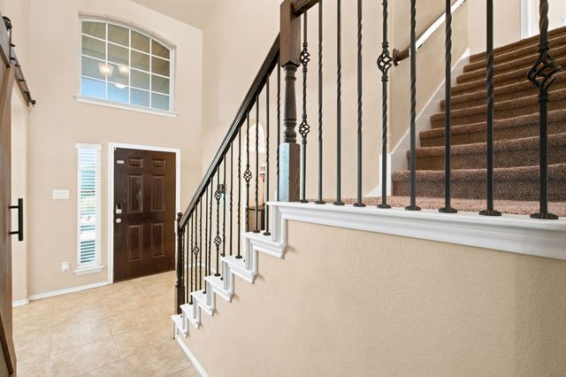 10816 Abbeyglen Court, Fort Worth, TX 76052