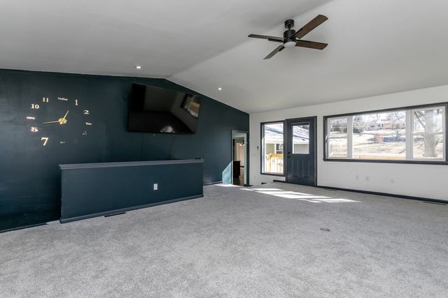 6399 S OLD VILLAGE RD, Columbia, MO 65203