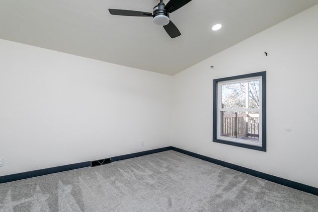 6399 S OLD VILLAGE RD, Columbia, MO 65203