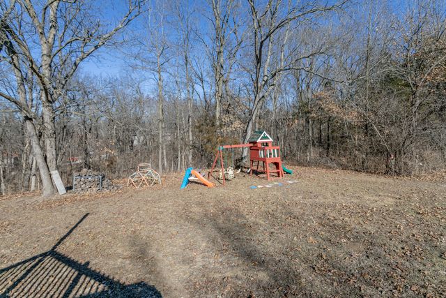 6399 S OLD VILLAGE RD, Columbia, MO 65203