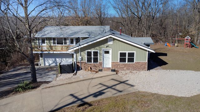 6399 S OLD VILLAGE RD, Columbia, MO 65203