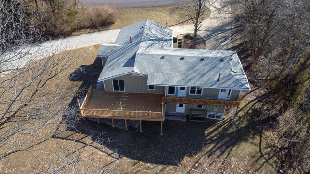 6399 S OLD VILLAGE RD, Columbia, MO 65203