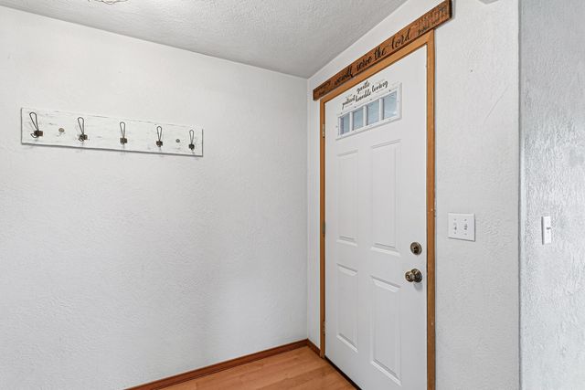 1813 Cascadia Circle, Medford, OR 97504