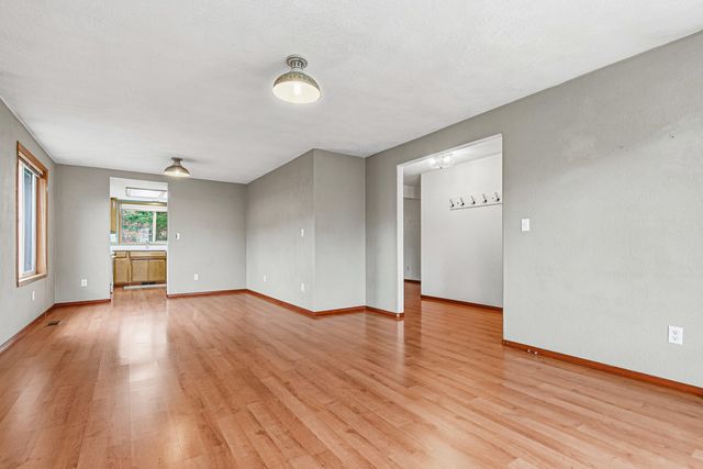 1813 Cascadia Circle, Medford, OR 97504