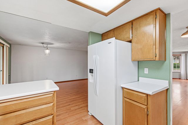 1813 Cascadia Circle, Medford, OR 97504