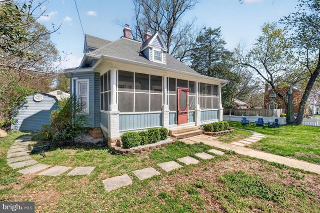 4810 FOX ST, College Park, MD 20740