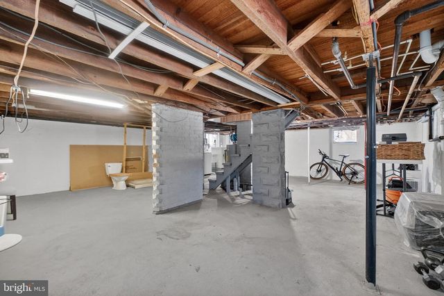 4810 FOX ST, College Park, MD 20740