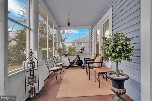 4810 FOX ST, College Park, MD 20740