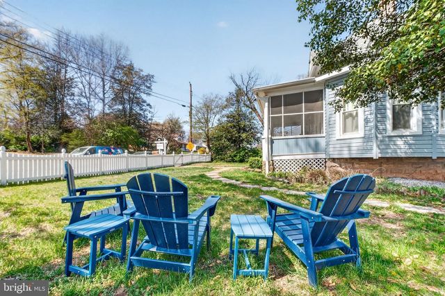 4810 FOX ST, College Park, MD 20740