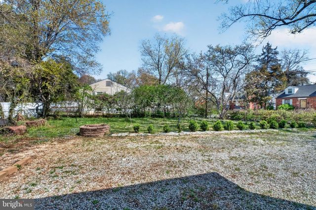 4810 FOX ST, College Park, MD 20740