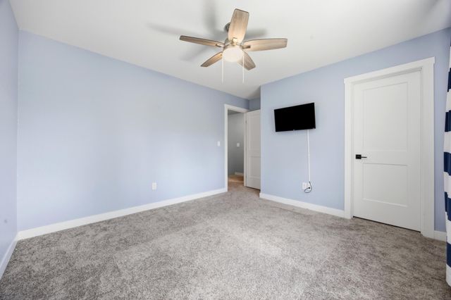 6204 63rd Avenue S, Fargo, ND 58104