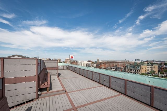 466 Commonwealth Ave 206, Boston, MA 02215