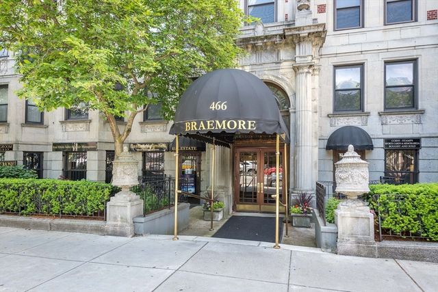 466 Commonwealth Ave 206, Boston, MA 02215