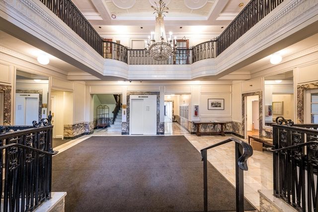 466 Commonwealth Ave 206, Boston, MA 02215