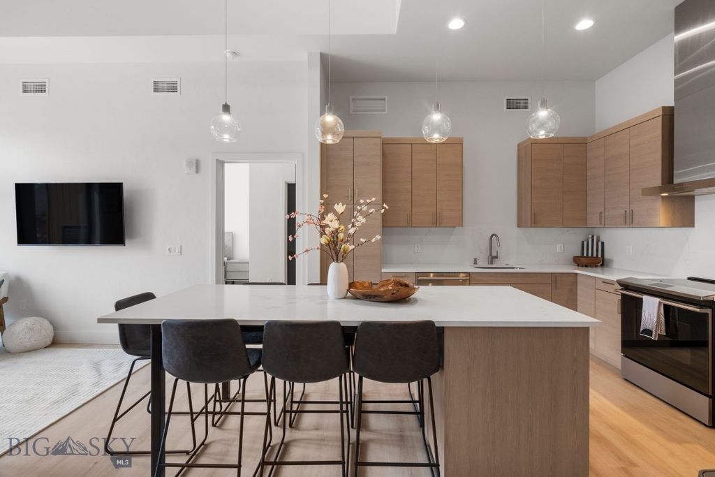 211 Town Center Avenue 3E, Big Sky, MT 59716 photo 8