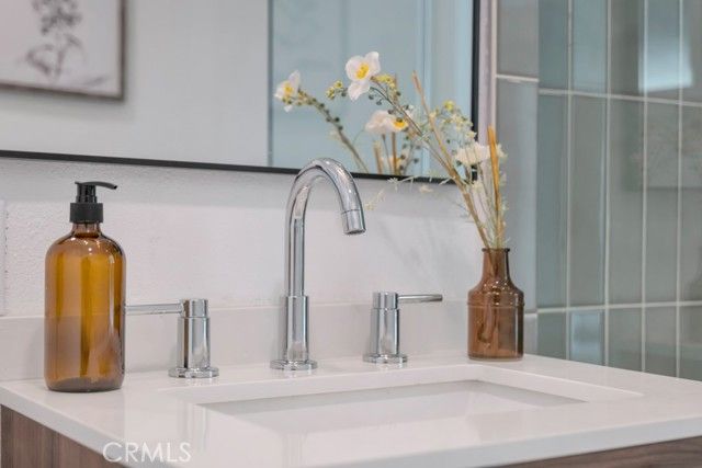 10579 Lev Ave, San Fernando, CA 91345