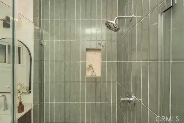 10579 Lev Ave, San Fernando, CA 91345