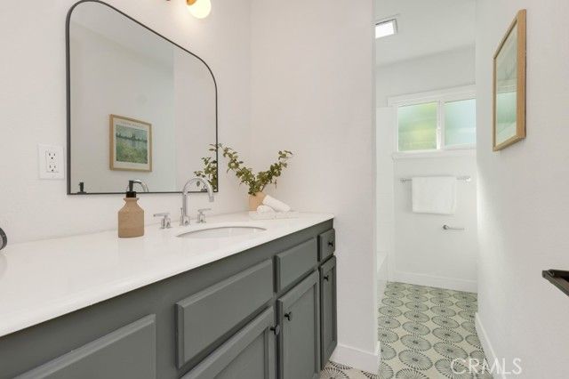 10579 Lev Ave, San Fernando, CA 91345