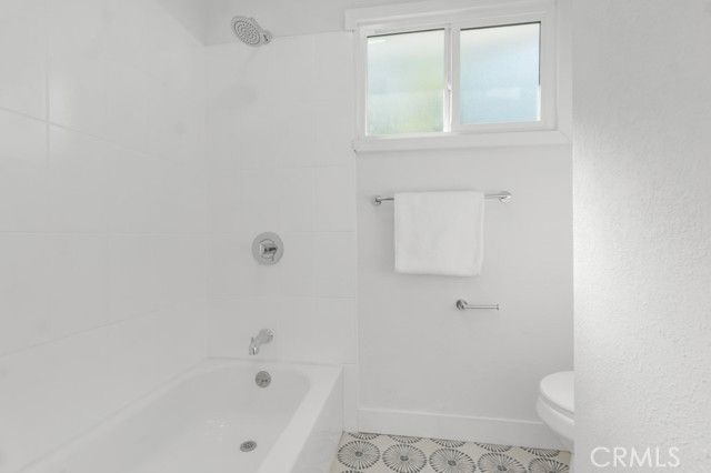 10579 Lev Ave, San Fernando, CA 91345