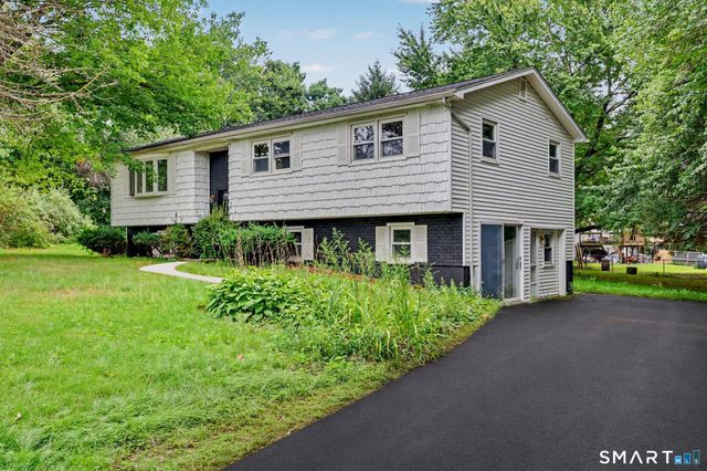 1 Winfield Avenue, Wolcott, CT 06716