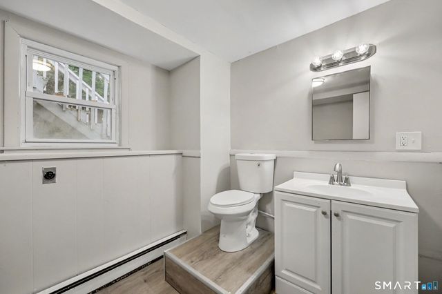 1 Winfield Avenue, Wolcott, CT 06716