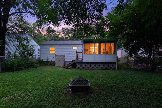 5513 Old Middleton Road, Madison, WI 53705