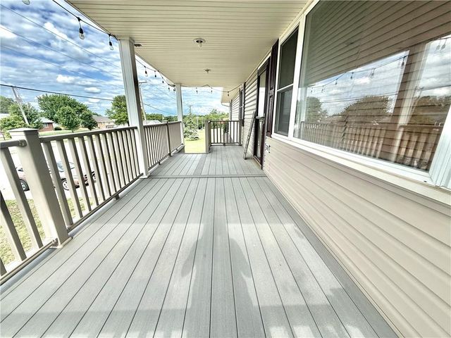 302 W 16TH Street, Maryville, MO 64468