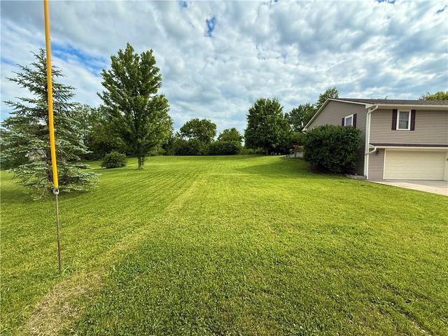 302 W 16TH Street, Maryville, MO 64468